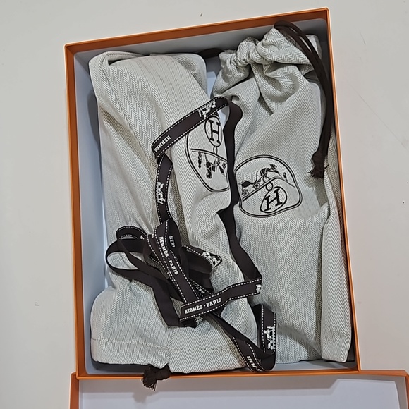 Hermes Oran Sandals - Picture 9 of 10